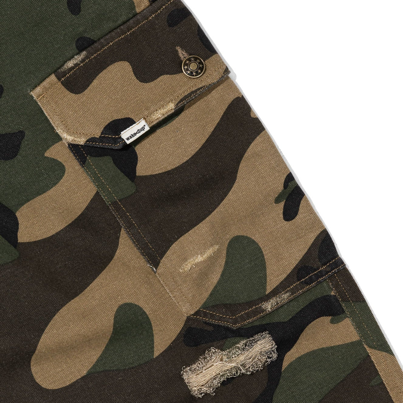 BAGGY AHH - CAMO SHORTS
